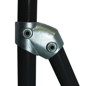Single Socket Tee (30 To 60 Deg)