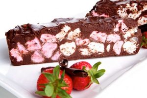 Rocky Road Log – Send A Chocolate Cake