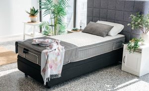 Products: Cosmos Mattress