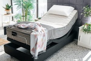 Products: Cloud Mattress With HiLo Euro Adjustable Base