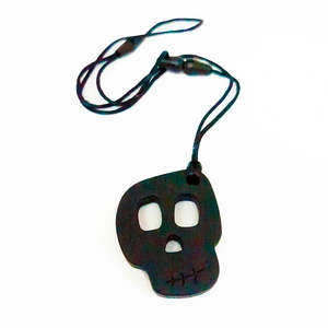 Skully pendant