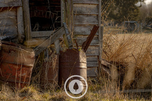 Comes with Extra Storage Sentient Imagery