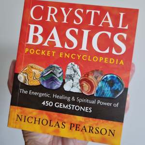 Crystal Basics Pocket Encyclopedia