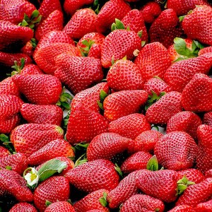 Bulk Fruit: Bulk Strawberries Whole