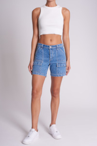 Abrand Womens: 95 Short Cargo - Tianna