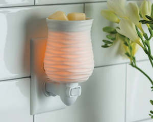 Melters Accessories: Electric Mini Warmer - Harmony Plug In