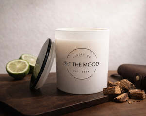 Products: Oud & Bergamot Candle