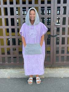 Ponchos: Seventhwave Adults Poncho Hooded Towel - Lilac and Grey - Unisex