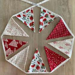 All: Christmas Bunting - PÅhutukawa, red and natural coloured fabrics
