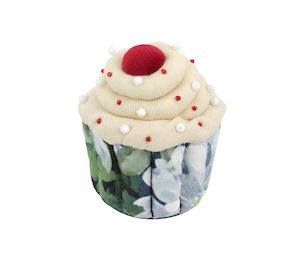 Pin Cushion Cup Cake