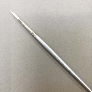 Round Brushes: White Synthetic Round Brush - #6