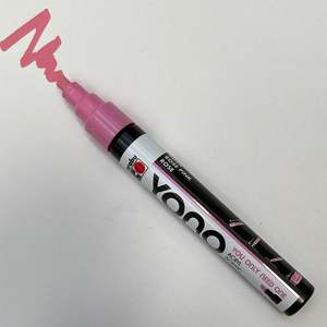 Marabu Yono Acrylic Marker Chisel: Marabu YONO 033 Rose Pink (CHISEL)