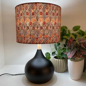 Stands: Touch lamp | Black | Handcrafted fabric lampshade