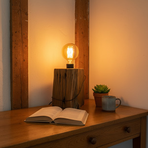 Heritage Tōtara Fence Post Lamp #162