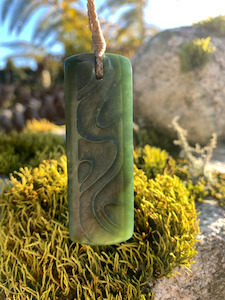 Pounamu Freeform shades-of-jade