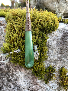 Pounamu Roimata shades-of-jade