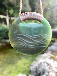 Pounamu Disc shades-of-jade