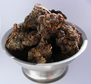 Products: Myrrh Gum Black