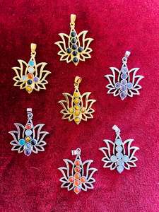 Crystals: Lotus Pendant with Crystals