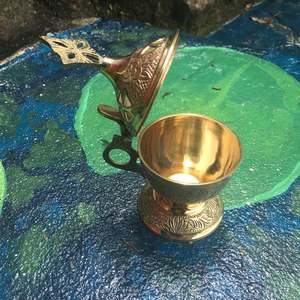 Decorations: Burner Brass with Holder