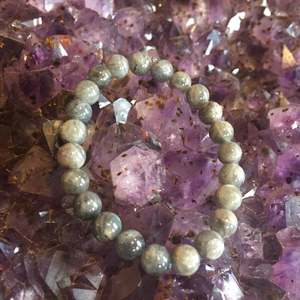 Jewellery: Labradorite Bracelet 8mm
