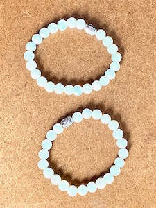 Jewellery: White Opal Bracelet 8mm