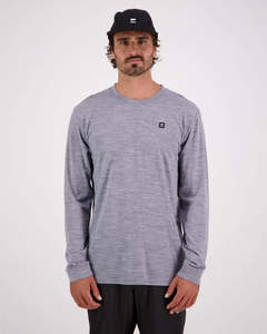 Clothing Tops T Shirts: Mons Royale Mens Icon Merino Classic Long Sleeve