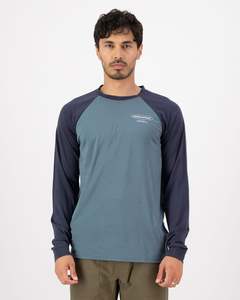 Clothing Tops T Shirts: Mons Royale Mens Icon Merino Raglan Long Sleeve