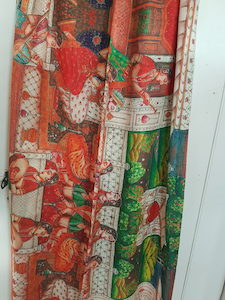 Products: Silk Pashmina with Indian scene - ShawlyNot