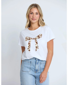 Womens Tops 1: Stella+Gemma Classic Tee White Summer Leopard Bow