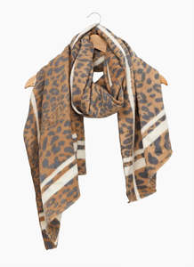 Active Wear: Stella+Gemma Winter Safari Scarf
