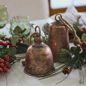 French Collection: Christmas - Bronze Bell | Short