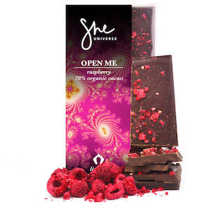 Handcrafted Chocolate: Open Me Bar ❤︎ raspberry 70% 90g