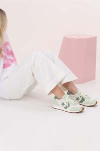 Converse Chuck Taylor Omega Trainer Surplus Mint / Egret