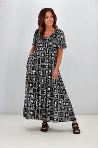 New U Collection: New U Collection Willow V Neck Dress Black