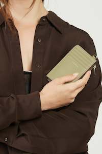 Saben Winona Cardholder Eucalyptus