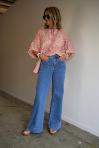 Shine On Label Denim Collection: Shine On Label Kazniah Patch Pocket Wide Leg Jean Washed Blue