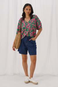 Sale: Gloss The Label Nova Top Green Pink Floral