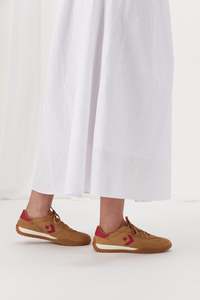 Converse Run Star Trainer Unisex Incensed Sporty Berry Gum