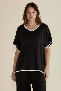 Betty Basics Clara Tee Black