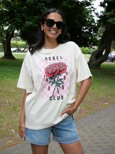 Rebel Club Bleeding Rose Tee Vanilla