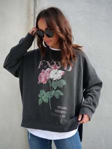 Hoodies Crews: Foxwood Rosa Crew Washed Black