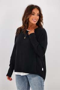 Hoodies Crews: Elm Divine Crew Washed Black