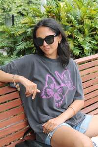 Sale Tees: Rebel Club Fly Boyfriend Tee Washed Black