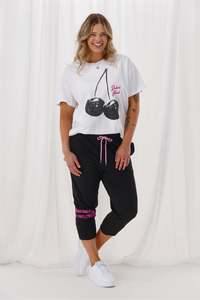 Rebel Club Half Time 3/4 Jogger Black Pink Stripe