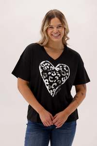 Rebel Club Wild Heart V Relaxed Tee Black Silver
