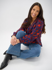 Gloss The Label Geneva Shirred Detail Top Geo Floral