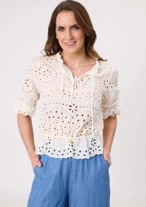 Lemon Tree: Lemon Tree Milana Lace Top Cream