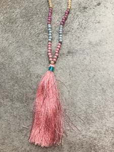 Jewellery: Tassel Necklace - Baby Pink