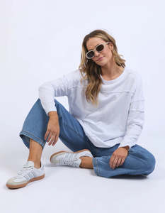 Foxwood Jayne Throw On Top- White